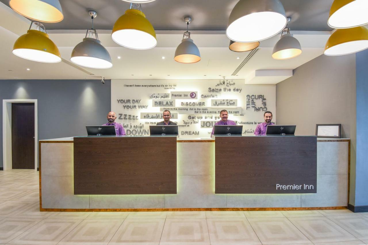Premier International Airport Готель 3*